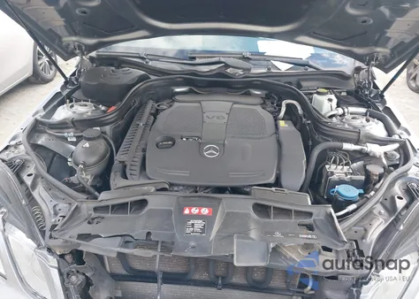 2012 Mercedes-Benz E 350 из США, поврежденный, VIN WDDHF5KB4CA652251